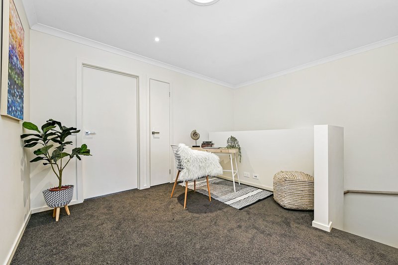 Photo - 8 Amaryn Court, Springvale VIC 3171 - Image 7