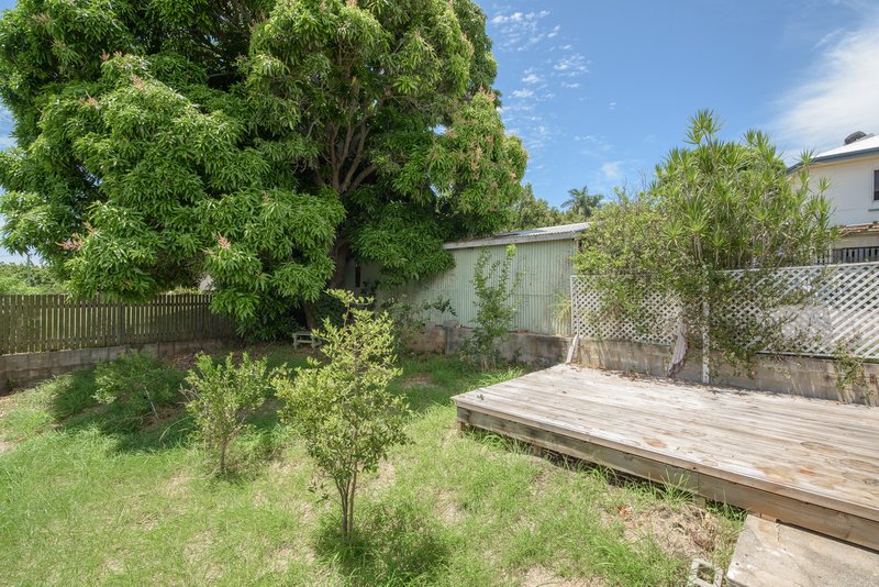 Photo - 8 Amelia Street, West Gladstone QLD 4680 - Image 14