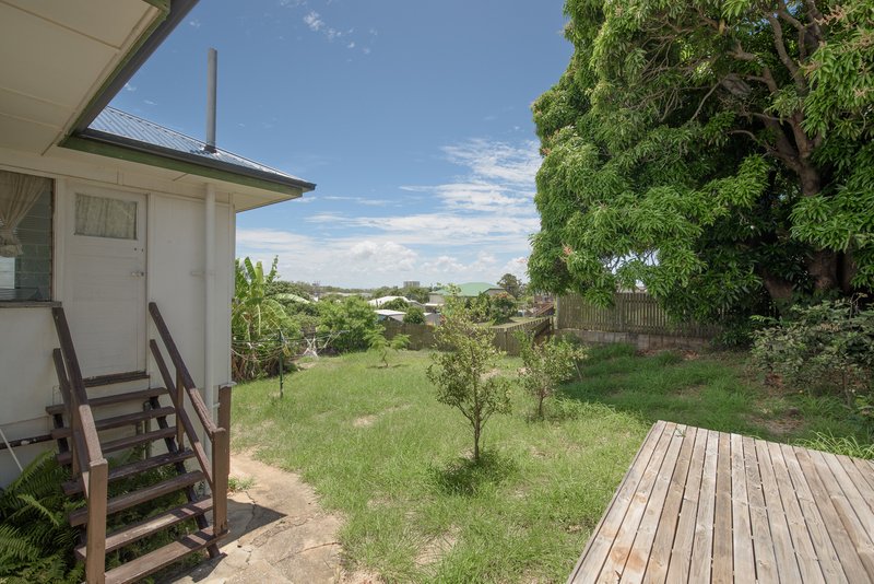 Photo - 8 Amelia Street, West Gladstone QLD 4680 - Image 15