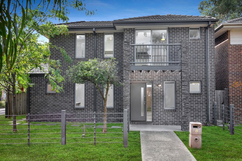 8 Amiens Green, South Morang VIC 3752