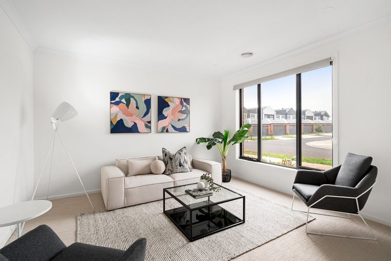 Photo - 8 Anghor Drive, Fraser Rise VIC 3336 - Image 3