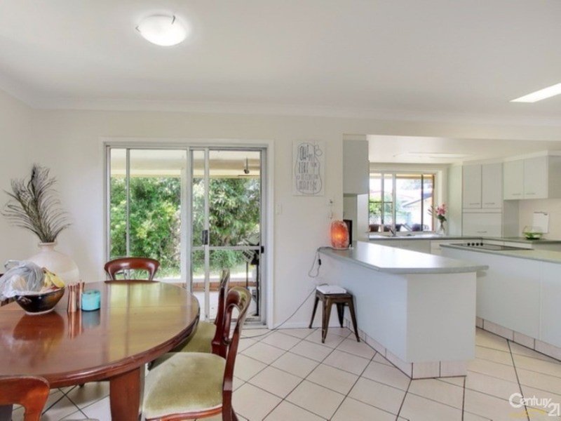 Photo - 8 Anne Court, Maroochydore QLD 4558 - Image 2