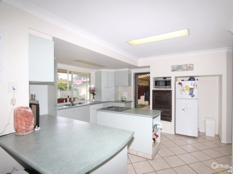 Photo - 8 Anne Court, Maroochydore QLD 4558 - Image 5