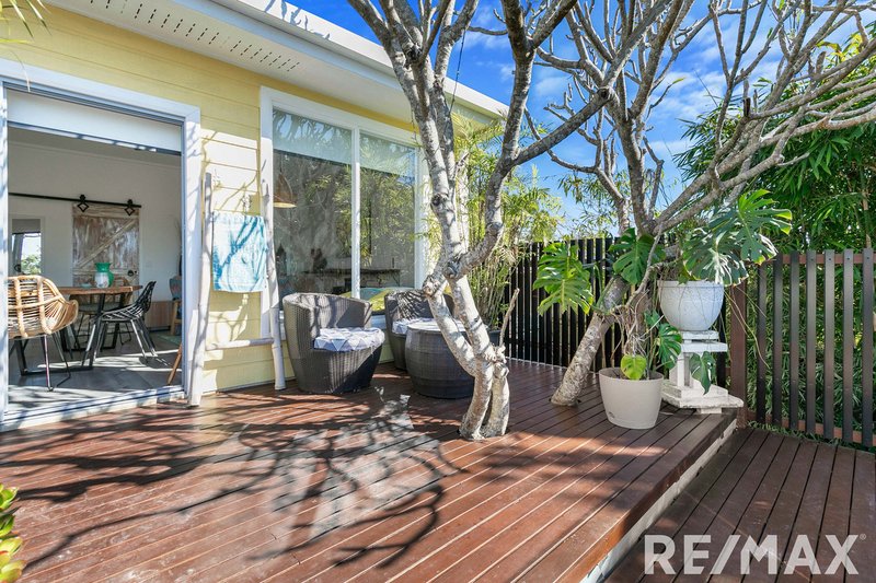 Photo - 8 Annette Street, Dundowran Beach QLD 4655 - Image 24