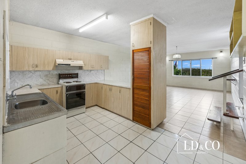 Photo - 8 Antoney Lane, Sarina Beach QLD 4737 - Image 4