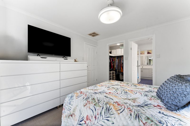 Photo - 8 Arcadia Drive, Smithfield SA 5114 - Image 4