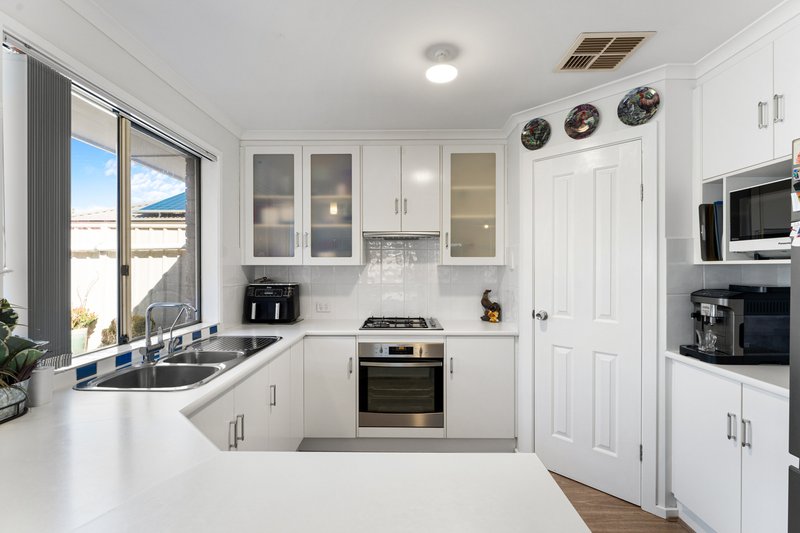Photo - 8 Arcadia Drive, Smithfield SA 5114 - Image 10