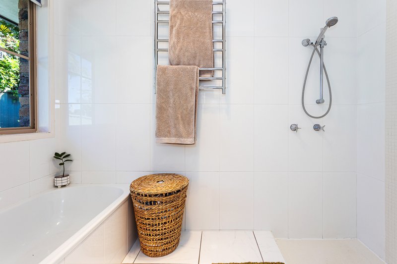 Photo - 8 Armstrong Way, Highland Park QLD 4211 - Image 17