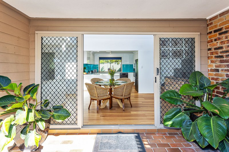 Photo - 8 Armstrong Way, Highland Park QLD 4211 - Image 20