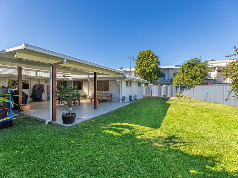 Photo - 8 Arrakune Crescent, Kallangur QLD 4503 - Image 13