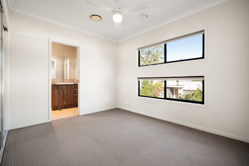 Photo - 8 Arrosa Street, Calamvale QLD 4116 - Image 14