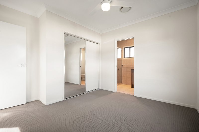 Photo - 8 Arrosa Street, Calamvale QLD 4116 - Image 19