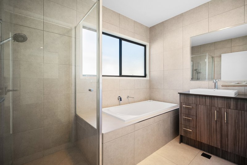 Photo - 8 Arrosa Street, Calamvale QLD 4116 - Image 20