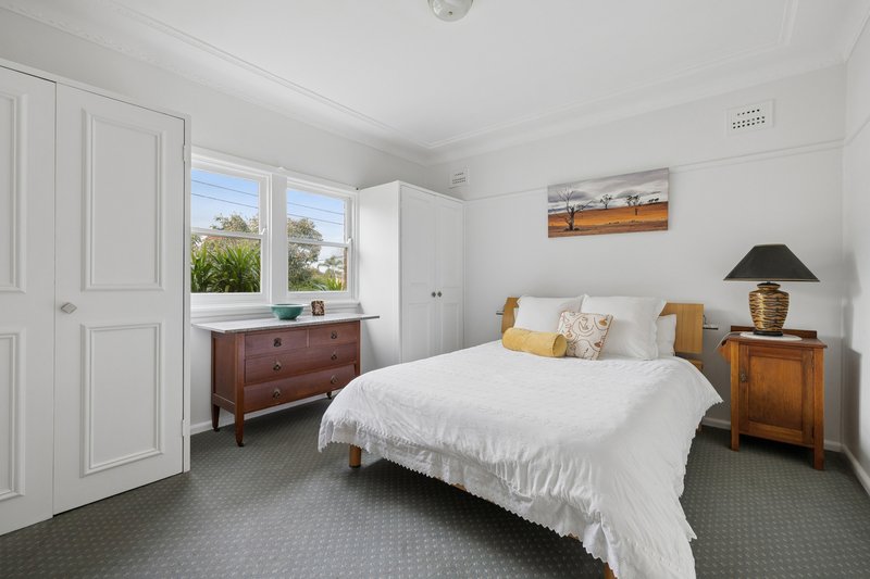 Photo - 8 Arthur Street, Baulkham Hills NSW 2153 - Image 3