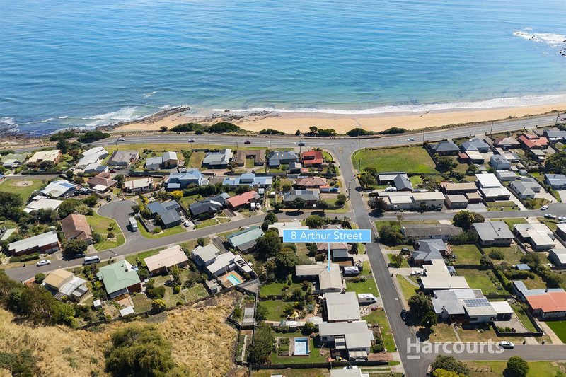 8 Arthur Street, Ocean Vista TAS 7320