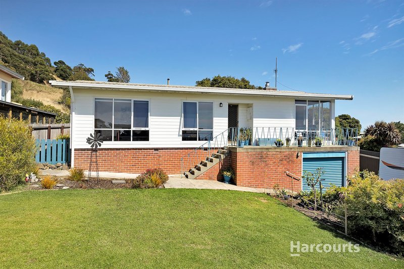 Photo - 8 Arthur Street, Ocean Vista TAS 7320 - Image 2