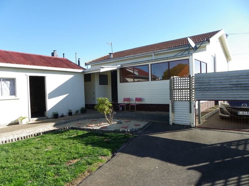 Photo - 8 Arthur Street, Somerset TAS 7322 - Image 3