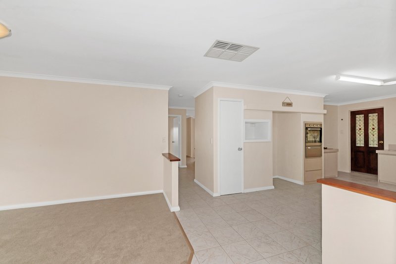 Photo - 8 Arunta Place, Rockingham WA 6168 - Image 22