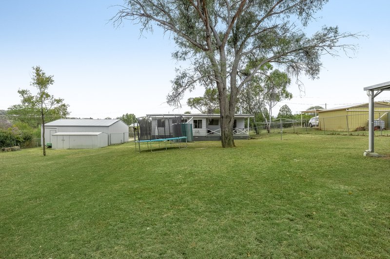 Photo - 8 Asaro Street, Kingsthorpe QLD 4400 - Image 12