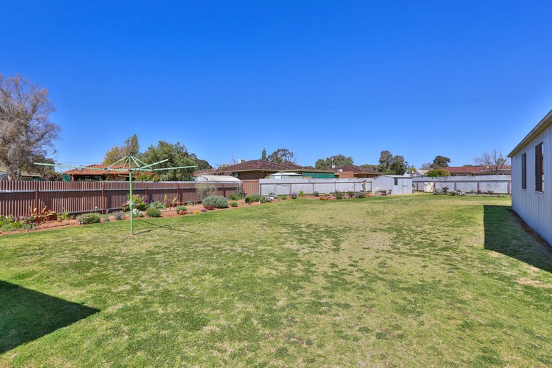 Photo - 8 Ash Court, Red Cliffs VIC 3496 - Image 13