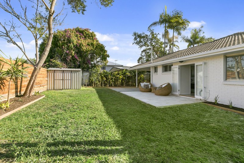 Photo - 8 Ashford Street, Tewantin QLD 4565 - Image 12