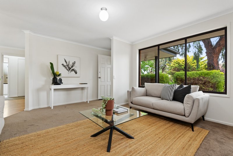 Photo - 8 Ashington Way, Aberfoyle Park SA 5159 - Image 4