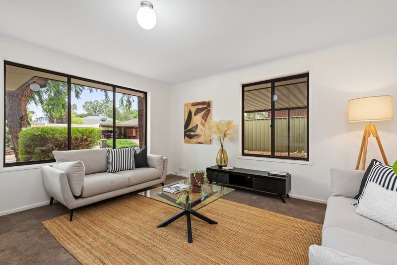 Photo - 8 Ashington Way, Aberfoyle Park SA 5159 - Image 14