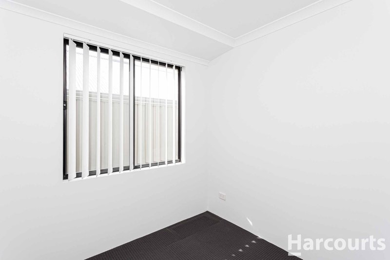 Photo - 8 Aspe Way, Alkimos WA 6038 - Image 10