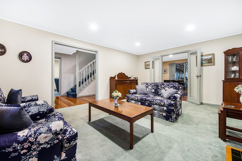 Photo - 8 Aston Heath, Glen Waverley VIC 3150 - Image 5