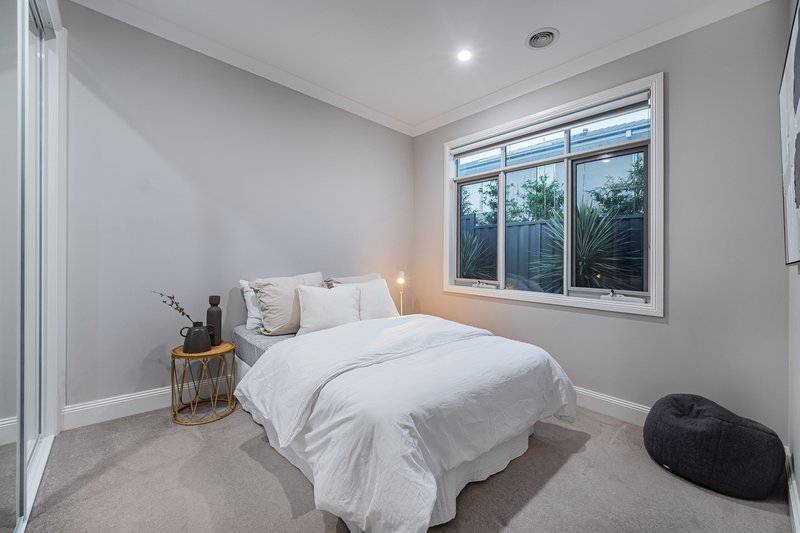 Photo - 8 Astronomy Street, Greenvale VIC 3059 - Image 19