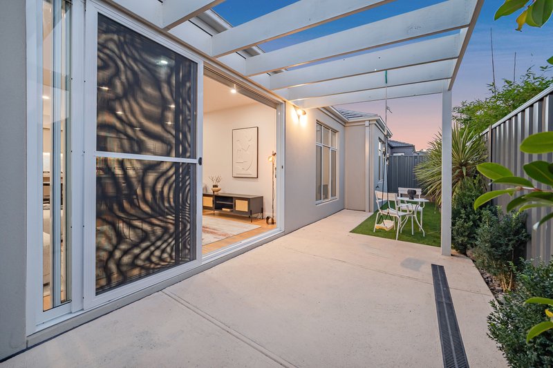 Photo - 8 Astronomy Street, Greenvale VIC 3059 - Image 26