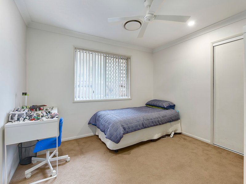 Photo - 8 Augusta Court, Albany Creek QLD 4035 - Image 12