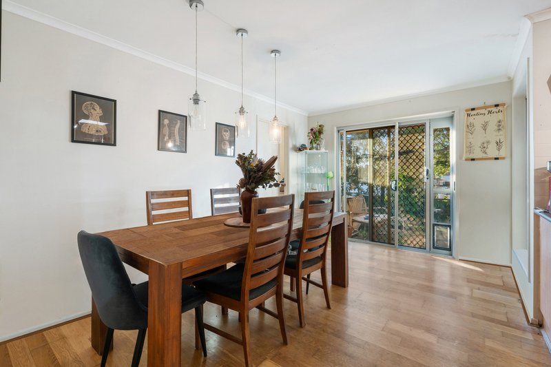 Photo - 8 Augustins Crescent, Petrie QLD 4502 - Image 7
