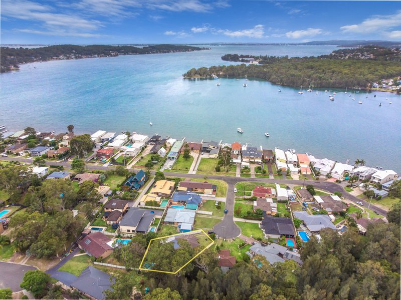 Photo - 8 Avery Close, Kilaben Bay NSW 2283 - Image 3