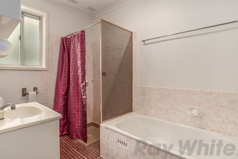 Photo - 8 Avery Close, Kilaben Bay NSW 2283 - Image 14