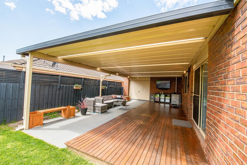 Photo - 8 Avion Rise, South Morang VIC 3752 - Image 13