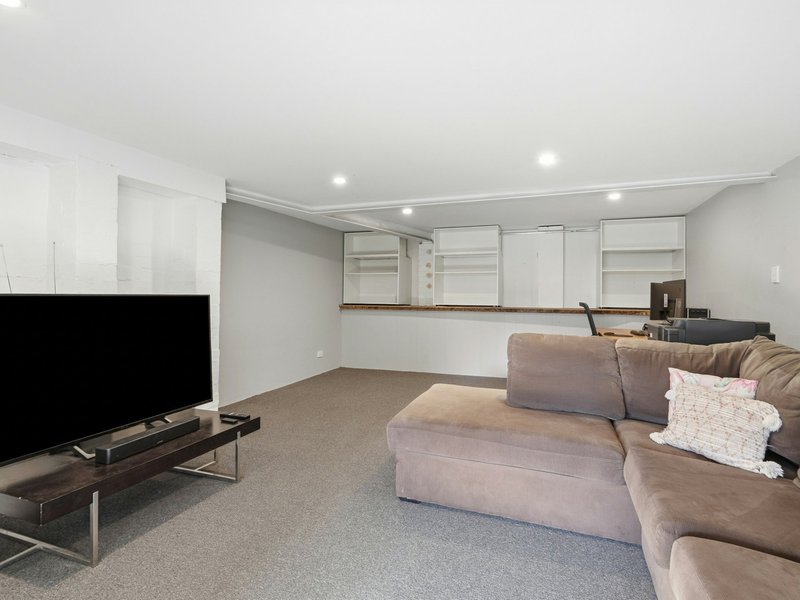 Photo - 8 Avoca Street, Lindisfarne TAS 7015 - Image 18