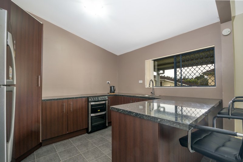 Photo - 8 Avonlea Street, Dapto NSW 2530 - Image 9