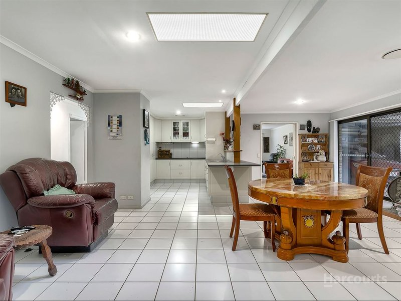 Photo - 8 Bachmann Street, Chermside West QLD 4032 - Image 4