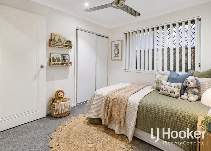 Photo - 8 Bailey Street, Yarrabilba QLD 4207 - Image 10