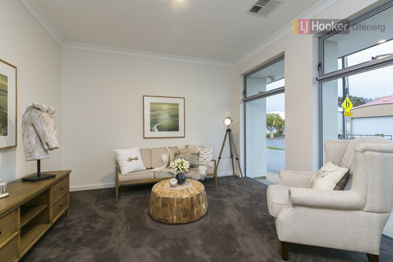 Photo - 8 Baker Street, Somerton Park SA 5044 - Image 3