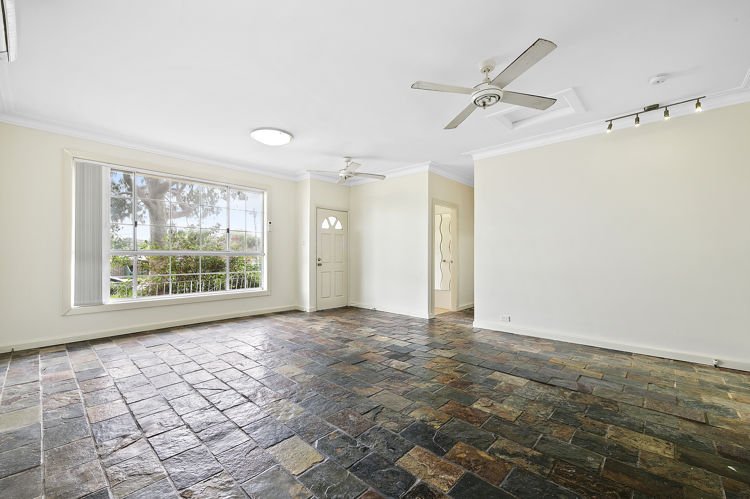 Photo - 8 Balbeek Avenue, Blacktown NSW 2148 - Image 3