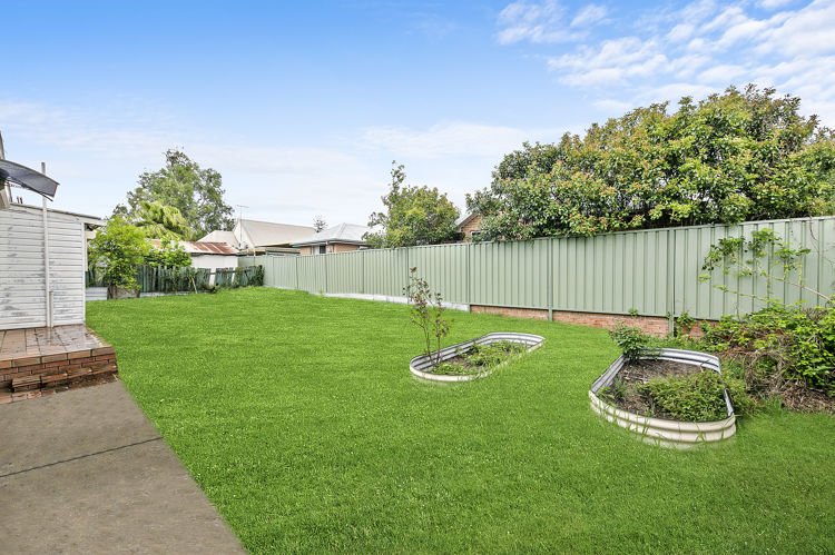 Photo - 8 Balbeek Avenue, Blacktown NSW 2148 - Image 8