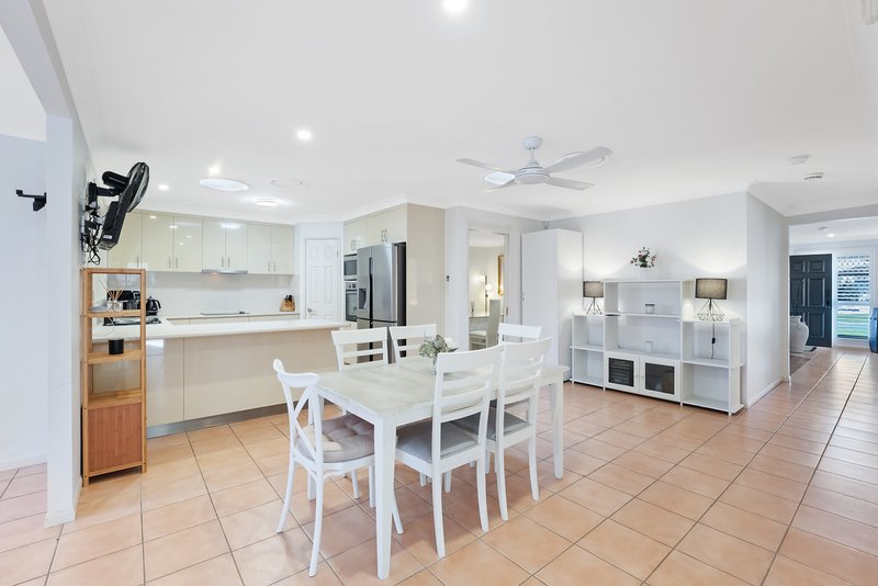 Photo - 8 Ballard Court, Murrumba Downs QLD 4503 - Image 8