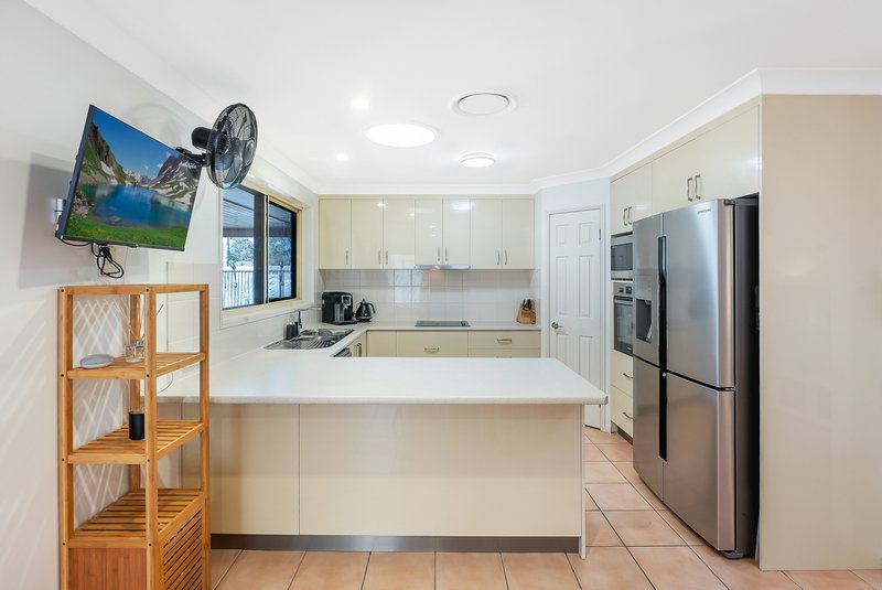 Photo - 8 Ballard Court, Murrumba Downs QLD 4503 - Image 11