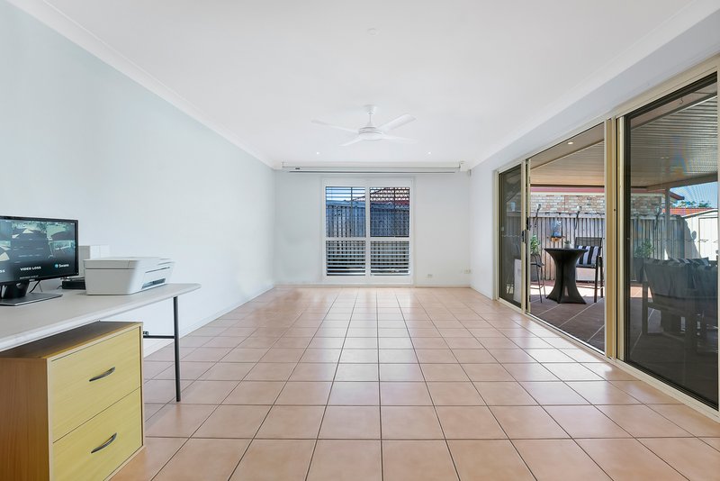 Photo - 8 Ballard Court, Murrumba Downs QLD 4503 - Image 18