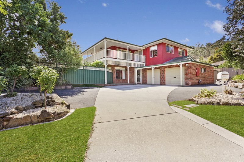 Photo - 8 Balmoral Drive, Wodonga VIC 3690 - Image 1