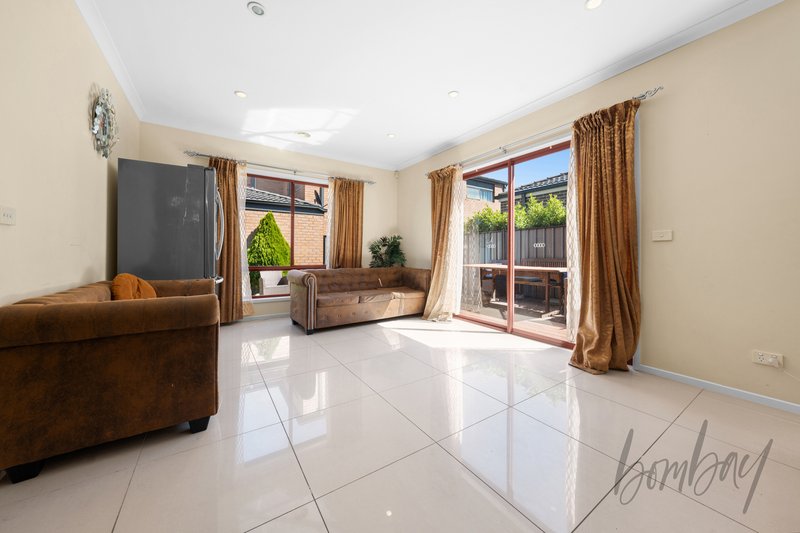 Photo - 8 Bancroft Street, Wollert VIC 3750 - Image 7