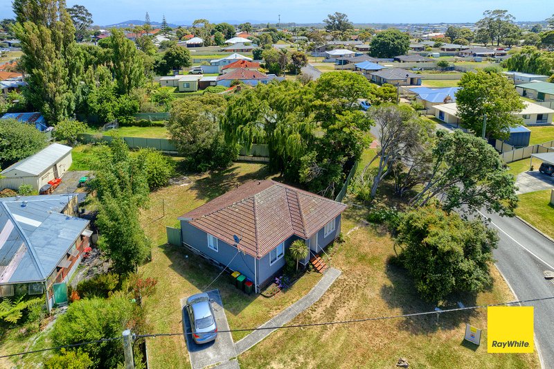 Photo - 8 Banks Street, Lockyer WA 6330 - Image 5