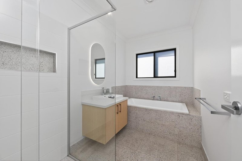 Photo - 8 Banksia Court, Campbells Creek VIC 3451 - Image 12